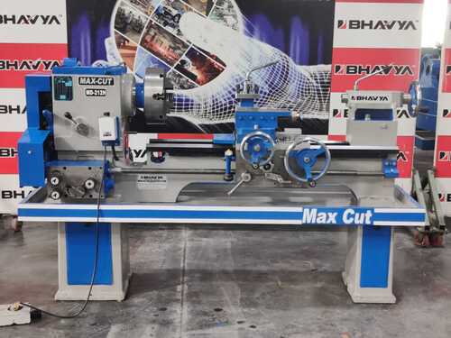 Super Model Medium Duty Lathe Machine