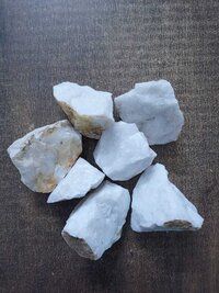 Marble tumble stone quartz round rough stone best used in fountain and garden decoration used