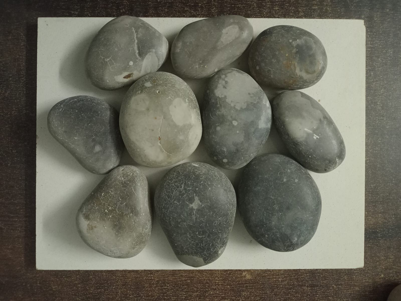 Marble tumble stone quartz round rough stone best used in fountain and garden decoration used