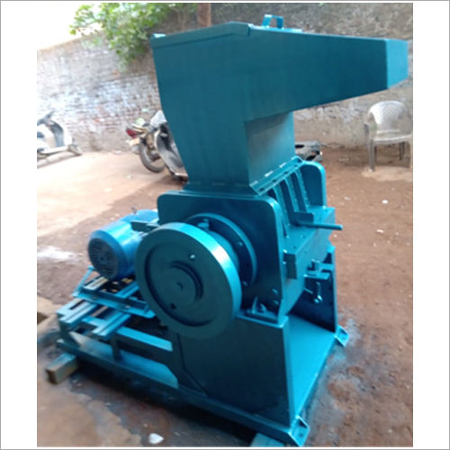 Blue Plastic Grinder Machine