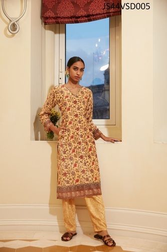 YELLOW PRINTED VELVET DIGITAL PRINT STRAIGHT KURTA PANT SET WITH DUPATTA