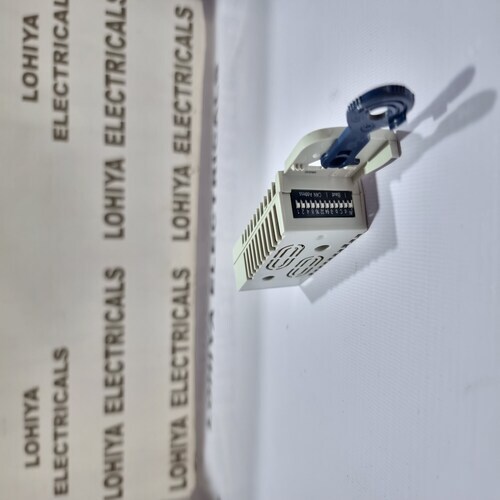 LENZE E94AYM33 MEMORY MODULE (USED CONDITION)