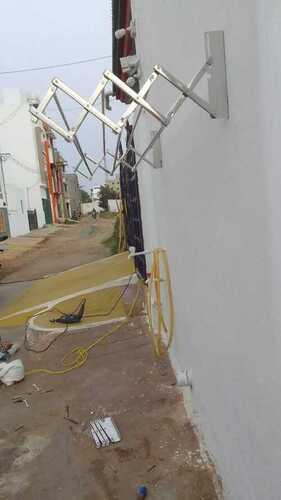 wall mounted cloth drying hangers in Vennadhur Salem