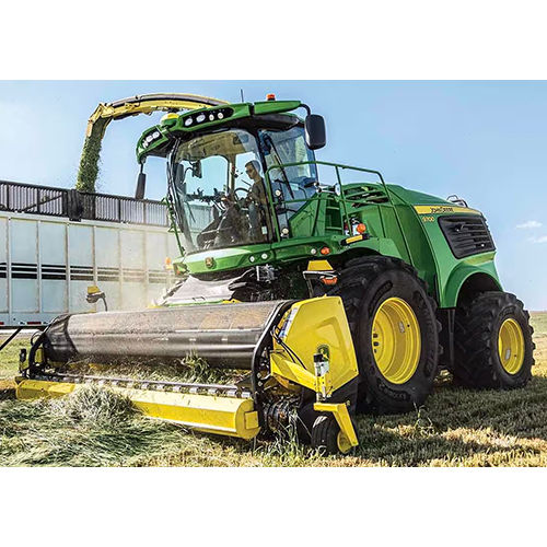 Green Self-propelled Forage Harvester Pickups