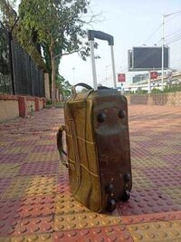 Black & Brown Leather Tracking Bag