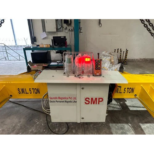 Rectangular Electro Lifting Magnet Application: Industrial