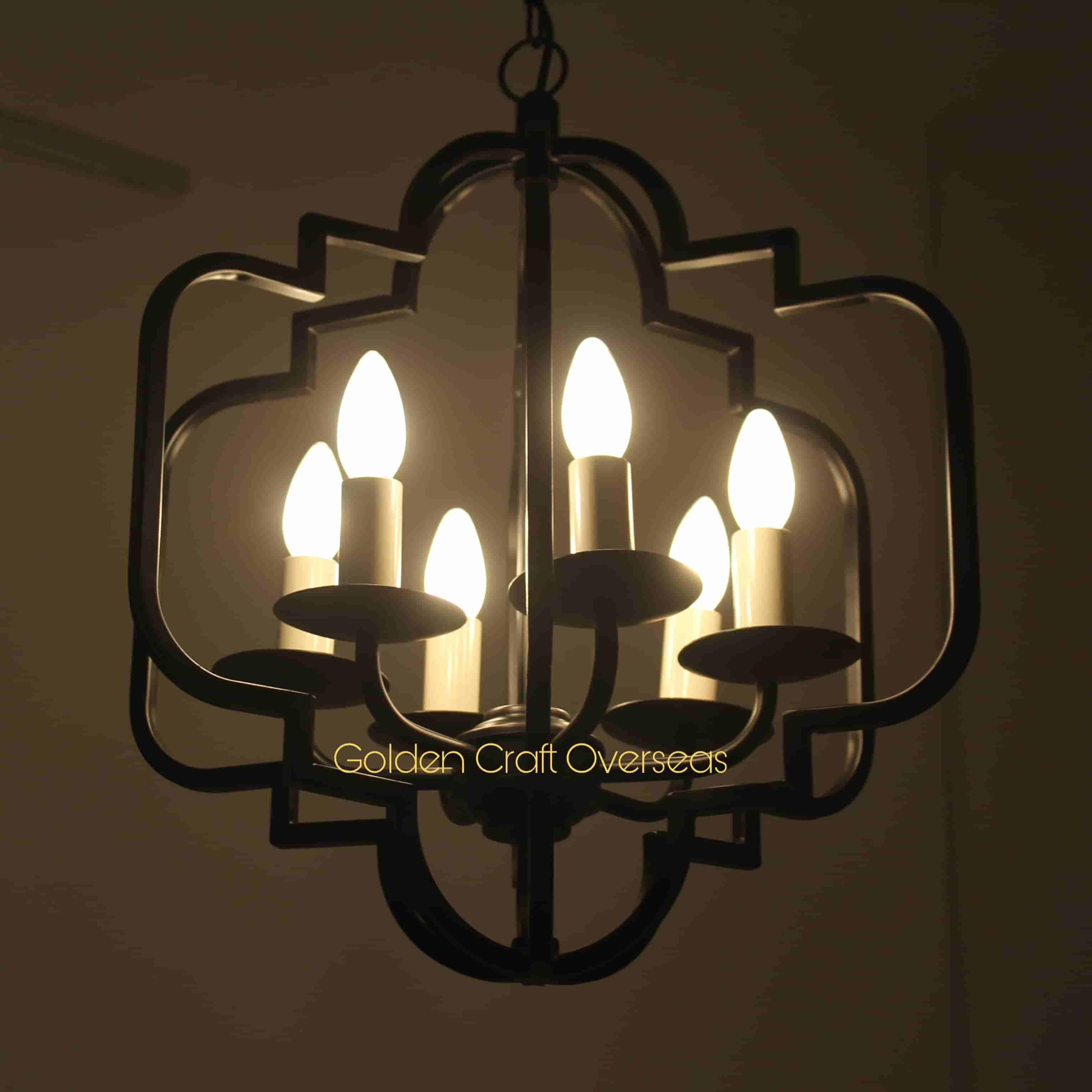 Traditional Four Arm Chandelier in Black and White finish for lighting Decorations
