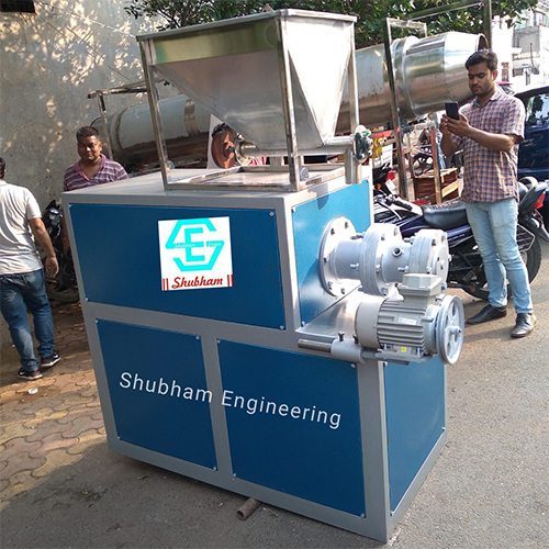 Kurkure Extruder Machine