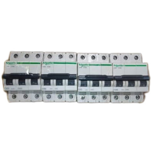 Schinder Three Poll Mcb - Color: White