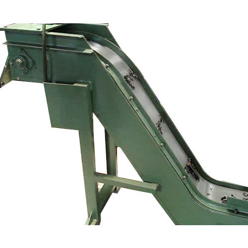 Magnetic Chip Conveyor - Magnetic Material, Customizable Sizes, Green Color | Automated Solution for Industrial Chip Removal, 220-415 Volt Operation, 1 Year Warranty