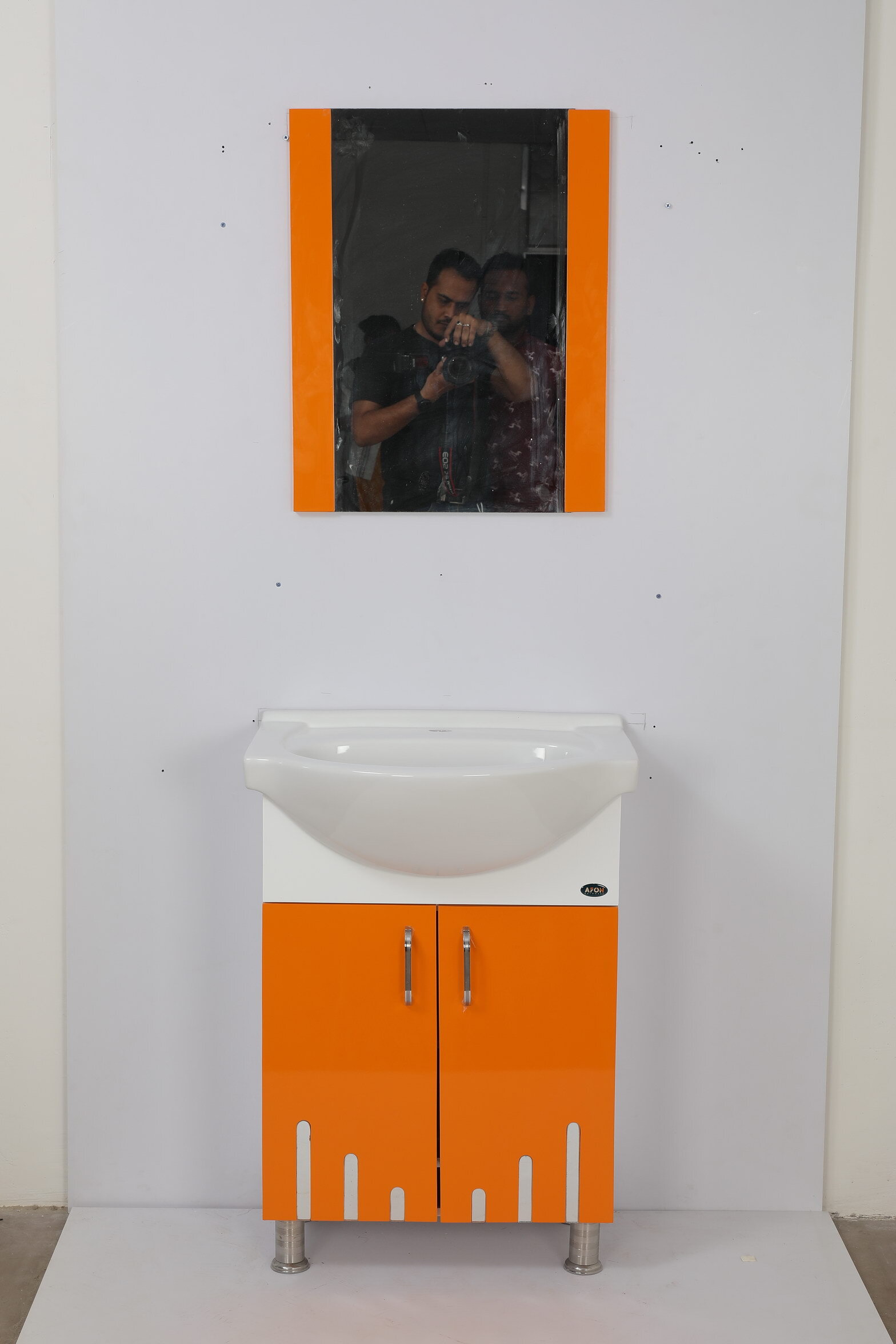 AB - 313 Bathroom Cabinet