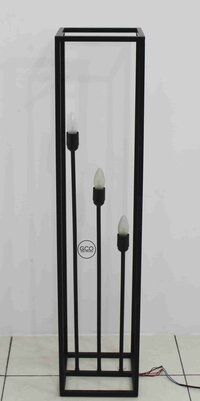 Minimaist Design Floor lamp in iron with matte black powde coated finish