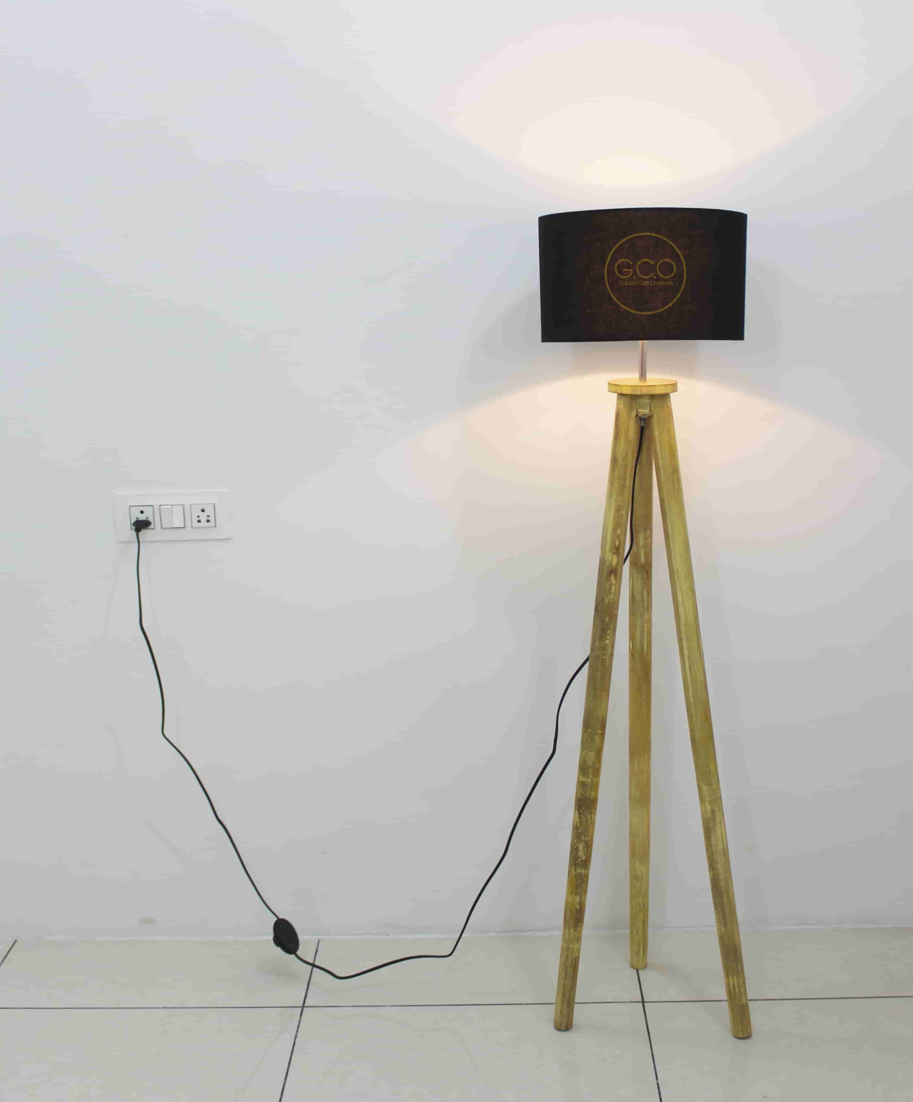 Wooden Tripod Floor Lamp with black cotton shade for interior decors