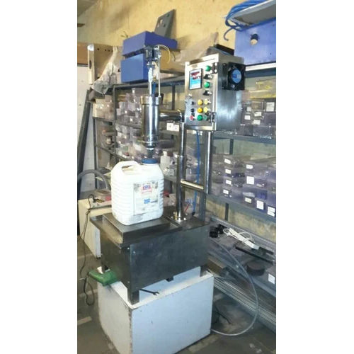 Automatic 5Ltr To 15Ltr Bottle Jar Tin Filling Machine