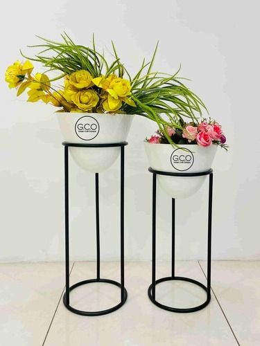 Black and White Planter Set of 2 Oval pots and straight stands for floral decorations