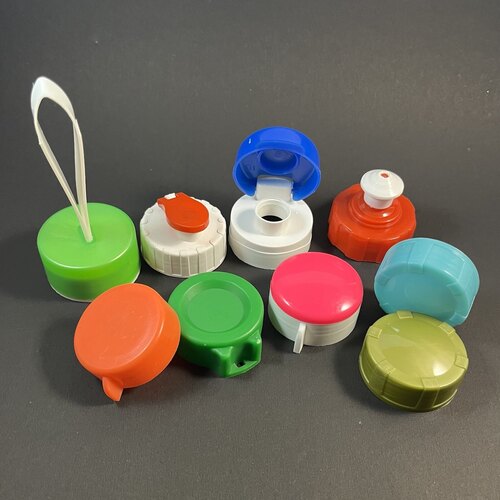 38 MM FRIDGE BOTTLE CAPS