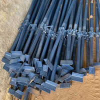 Scaffolding L Type Adjustable Props Sleeve Size: Different Available