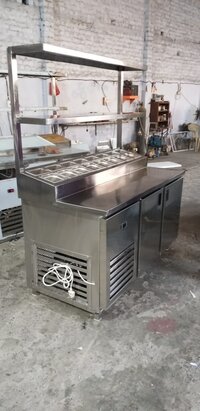 UNDER COUNTER REFRIGERATOR