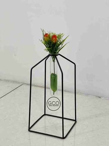Affordable Flower Vase modish look matte black powder coated finish