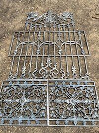 CAST IRON GATE