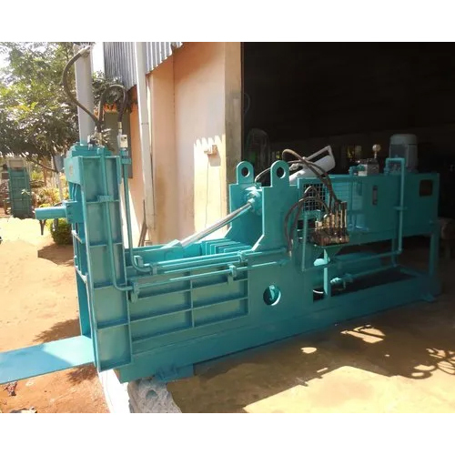 Manual Front Ejection Scrap Baling Machine