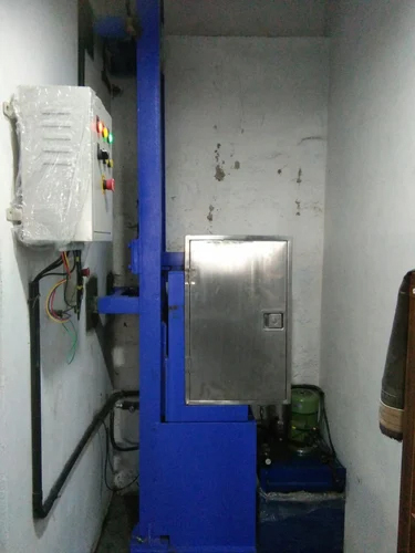 Merrit Dumbwaiter Lift