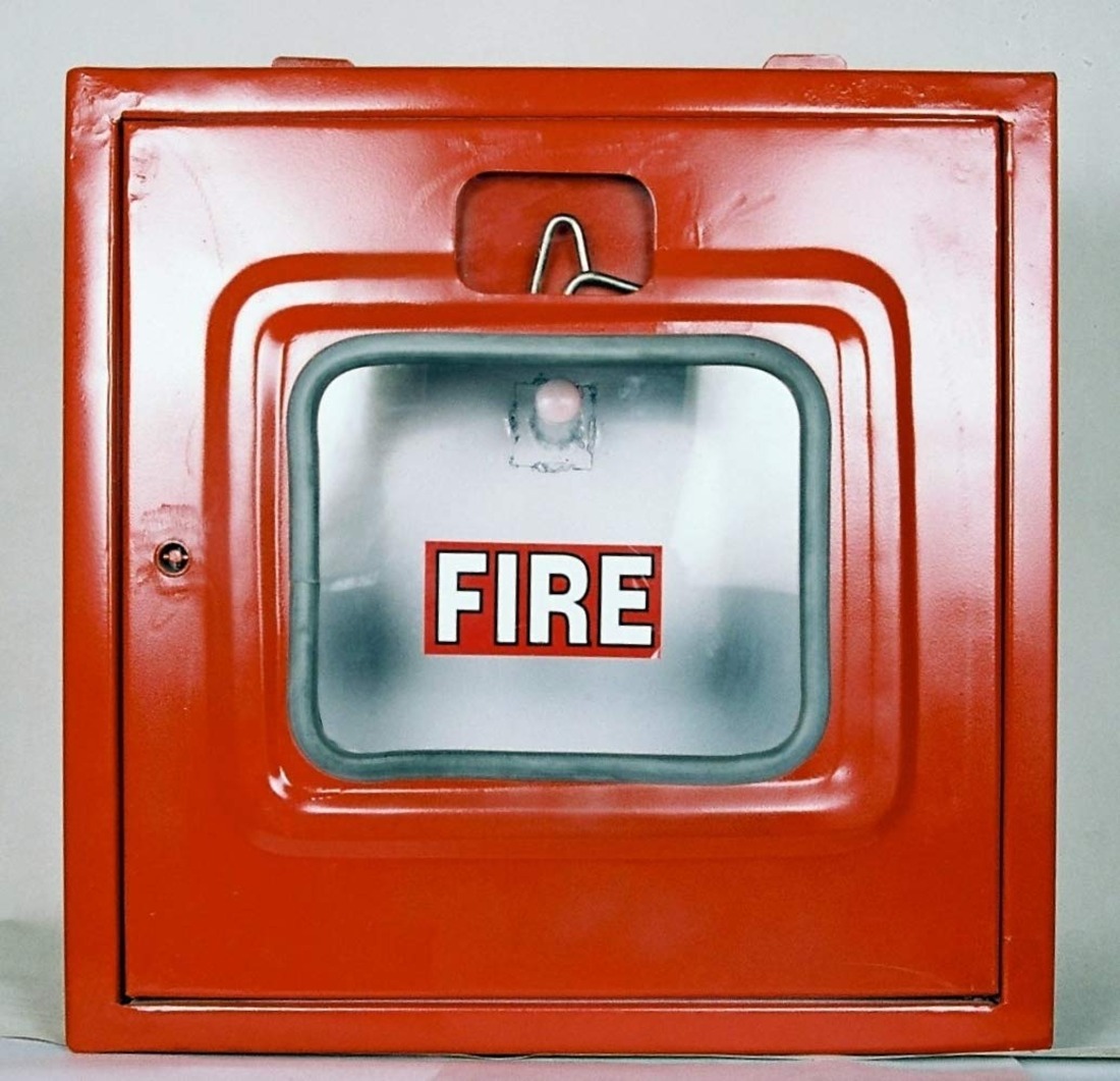 Single Hose Cabinet