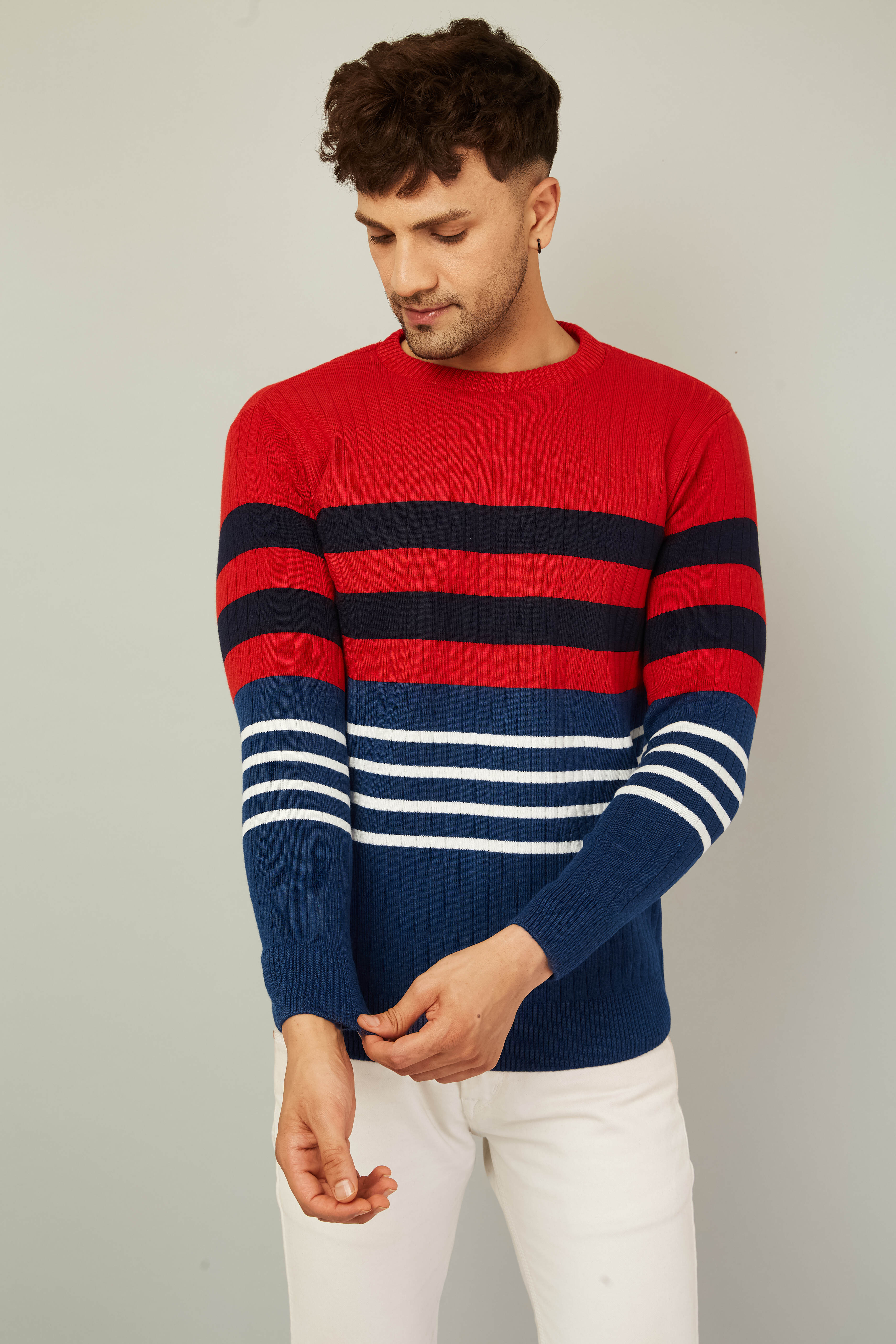 Round Neck Full Sleeve Striped Sweaters