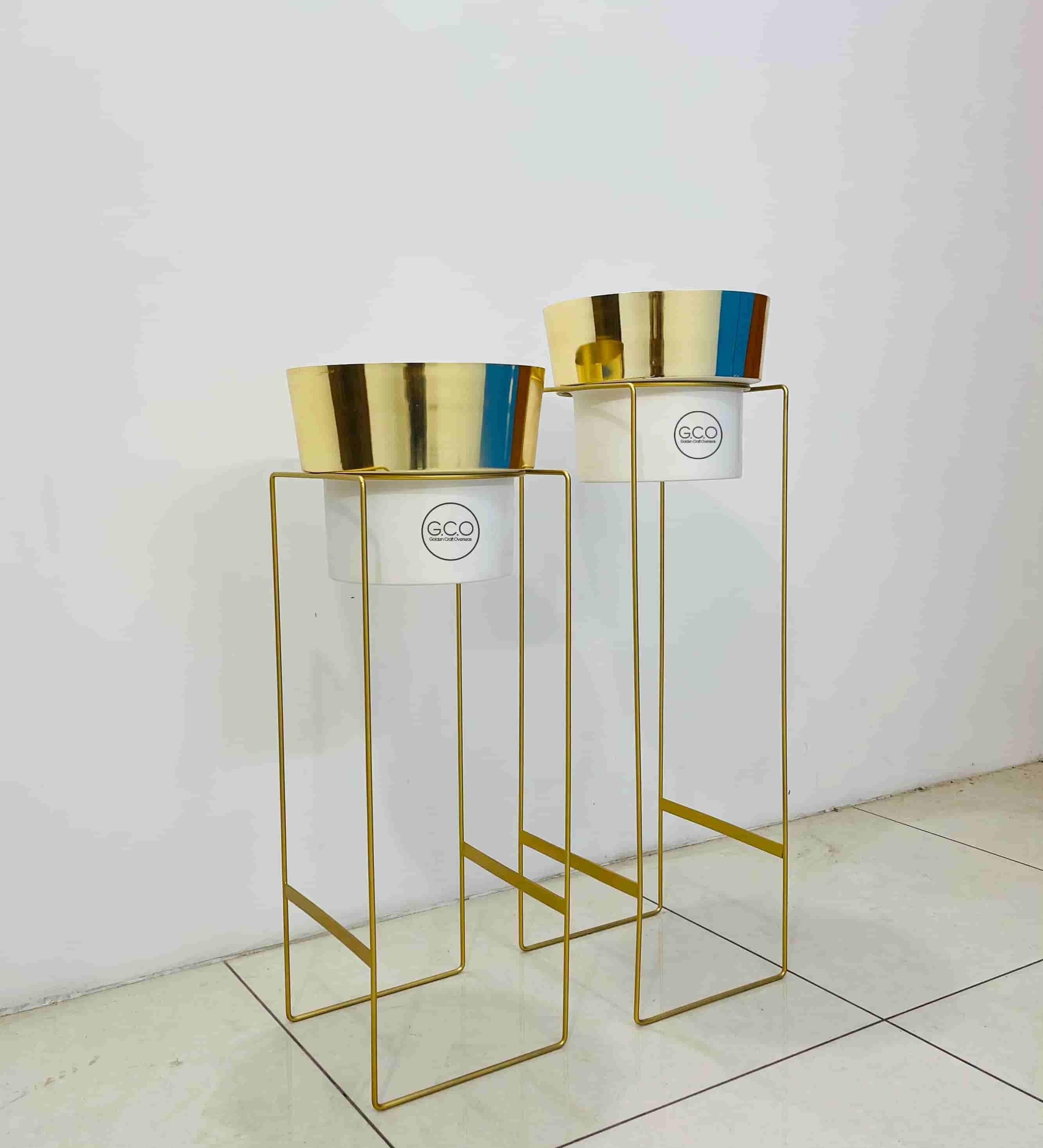 Trending Planter Set of 2 Gold plated pots with white powder coated strips classy finish