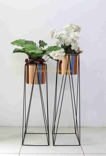 Rose Gold Plated Planter Set of 2 with black stand powder coated finish for garden decorations