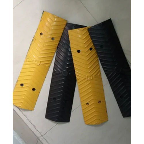 Black And Yellow 350 X 250 X 50 Mm Rubber Rumbler Strips