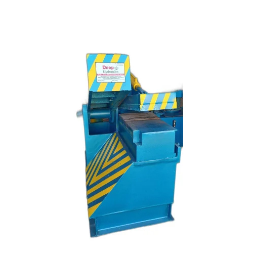 Hydraulic Scrap Cutting Machine - Color: Blue
