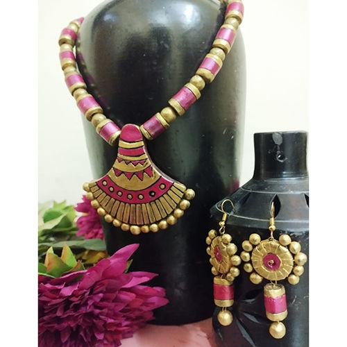 Ladies Terracotta Necklace Set - Gender: Women