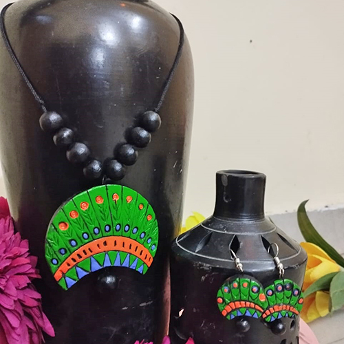 Fancy Terracotta Necklace Set