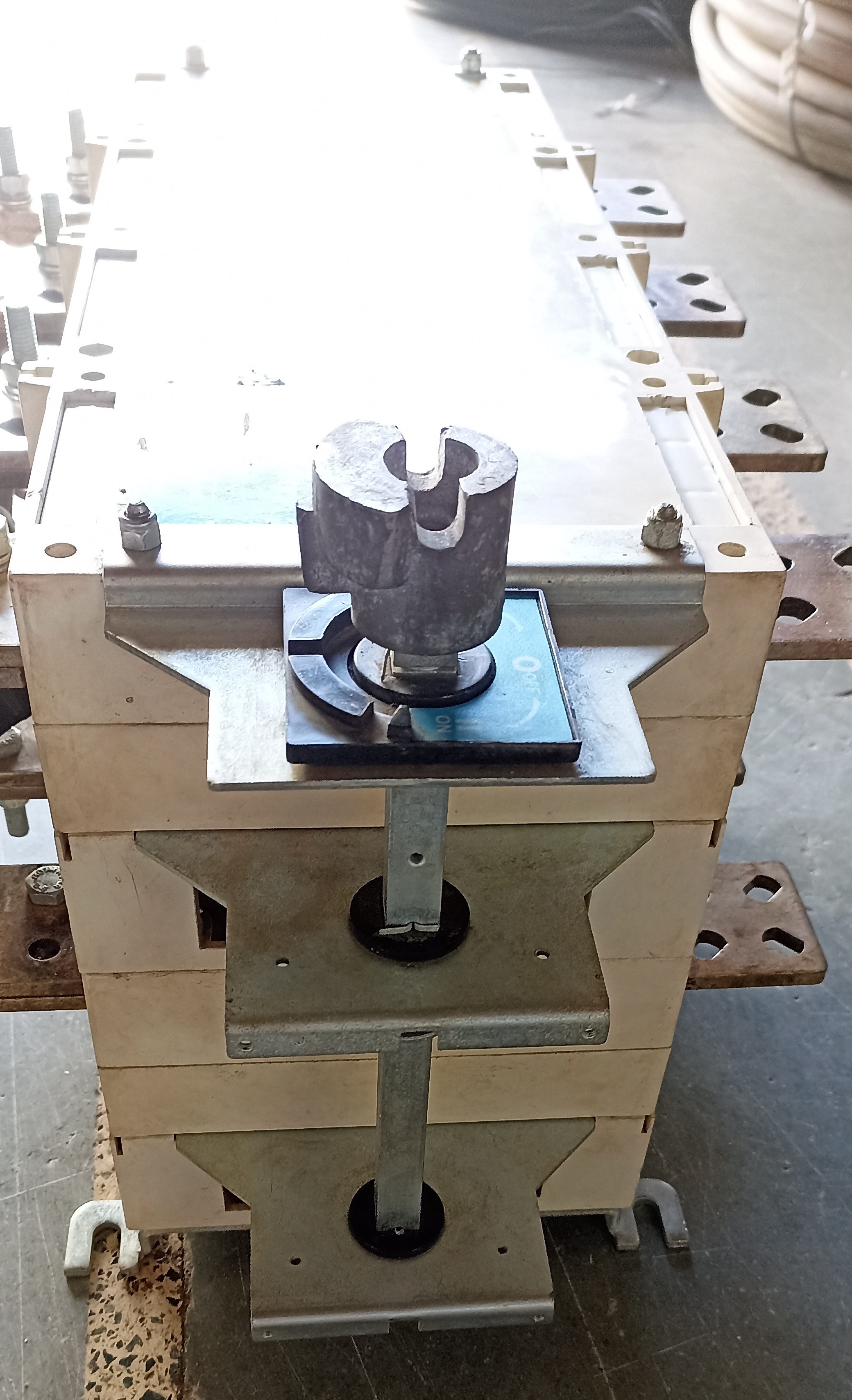 SOCOMEC HPL 1250A ONLOAD CHANGEOVER SWITCH