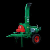 Tractor Operated Chaff Cutter - Color: Green And Red