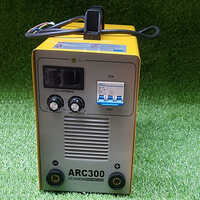 300 Amp Arc Welding Machine Efficiency: High