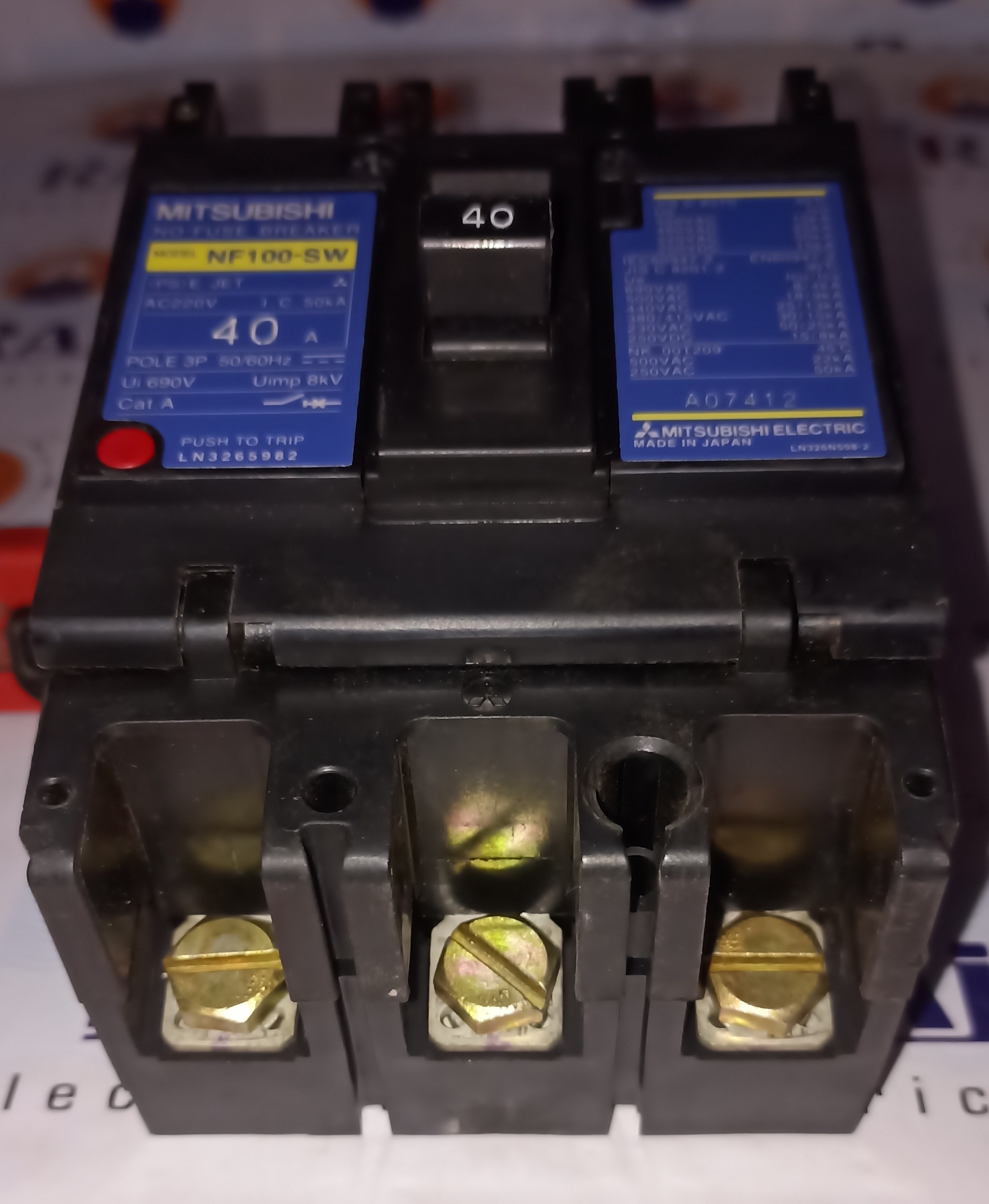 MITSUBISHI (NF100-SW) 40A 3P MCCB