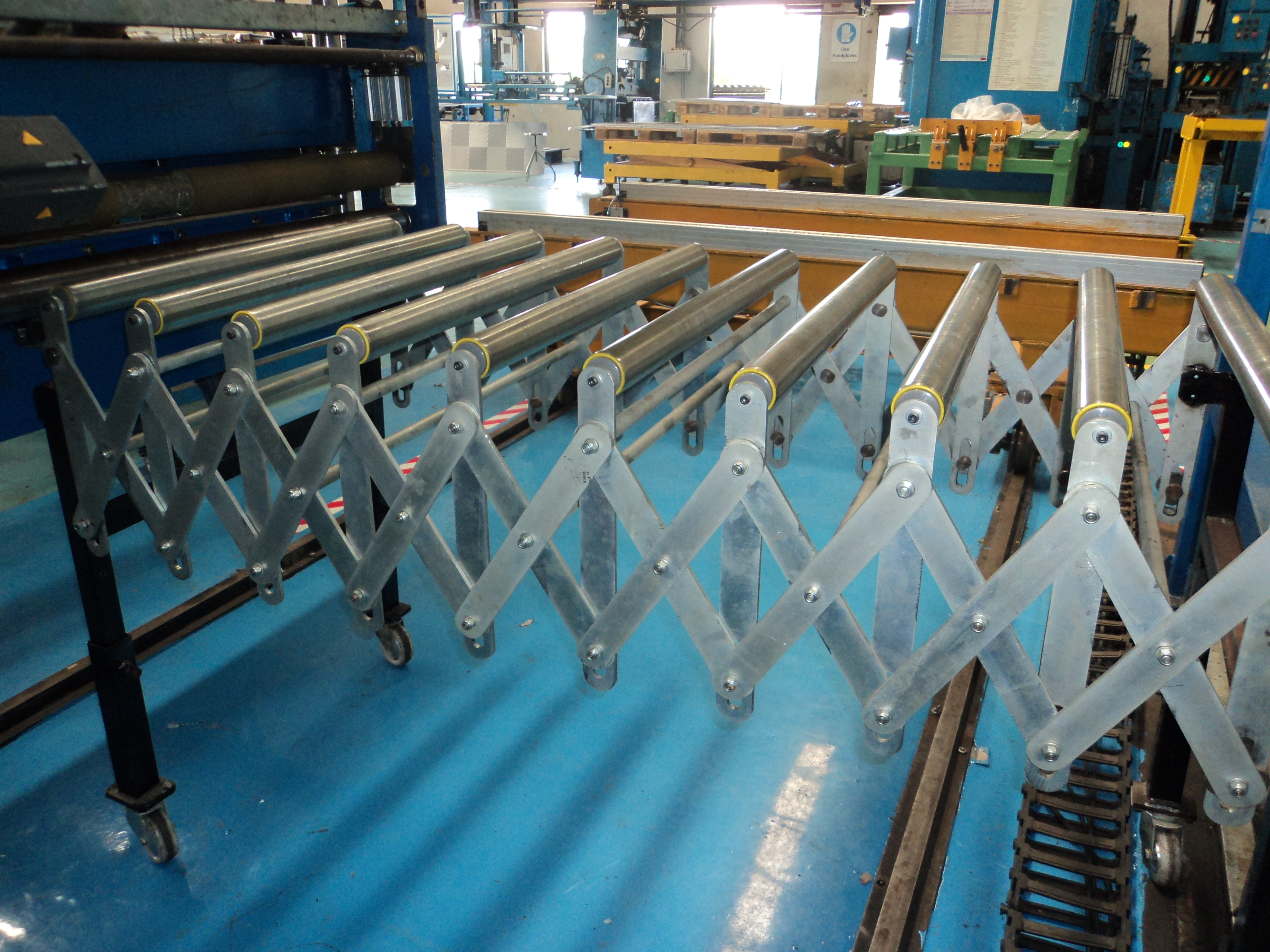 Flexible Roller Conveyor