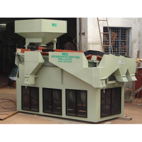 Three Phase Specific Gravity Separator - Automatic Grade: Semi-Automatic