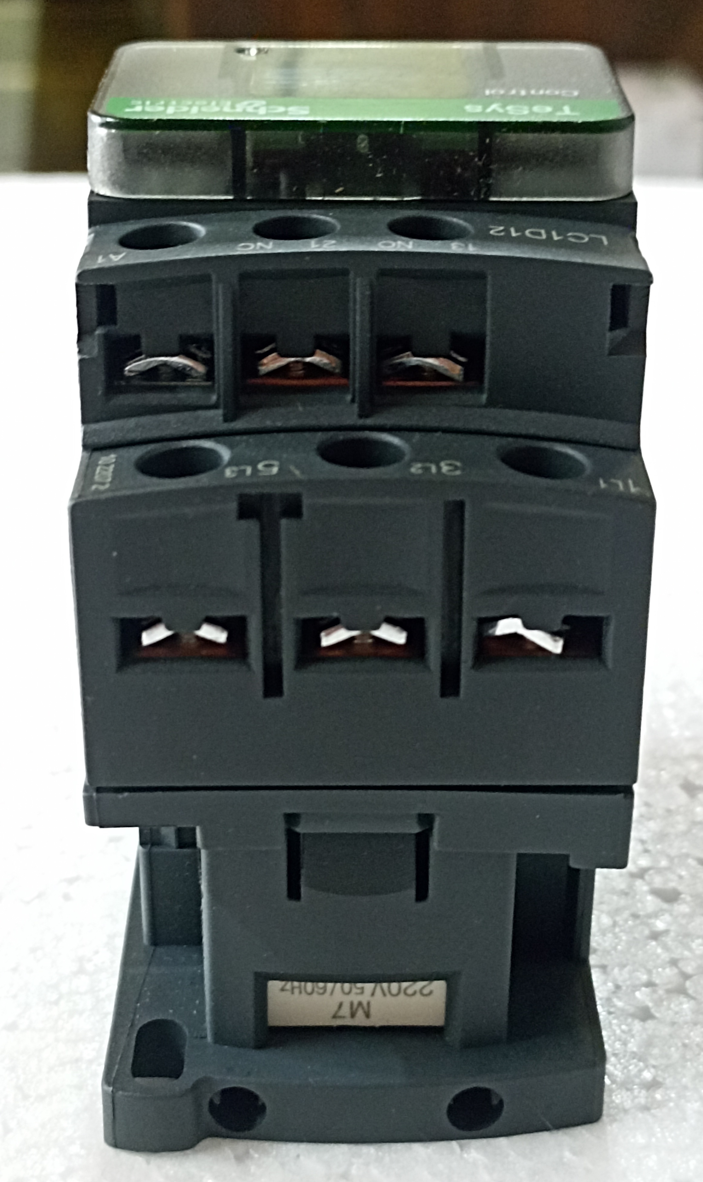 SCHNEIDER LATEST LC1D12 CONTACTOR