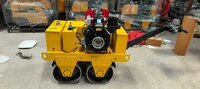 Walk Behind Roller Yh600 - Color: Yellow
