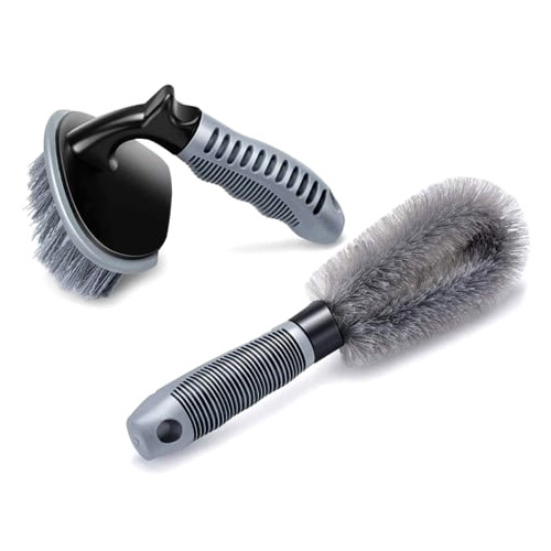 Tyre And Alloy Brush