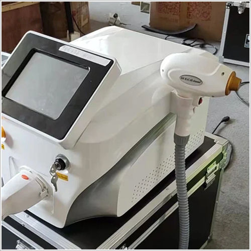 Cosmetology Dermatology Beauty Equipment - Diode Laser hair removal machine  Triple Wavelength Machine Manufacturer from Mumbai