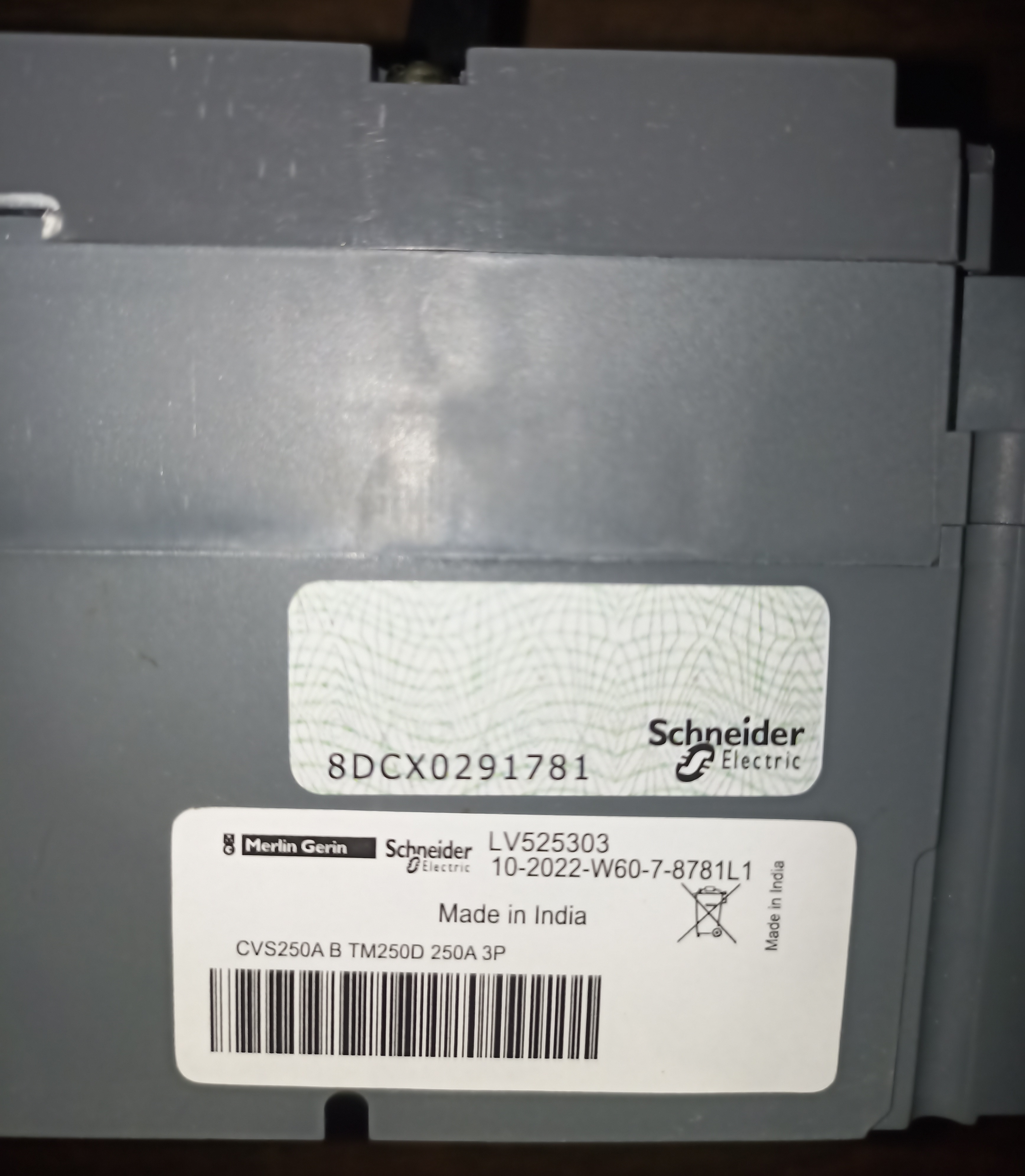 SCHNEIDER NEW (CVS250B) 250A 3P MCCB