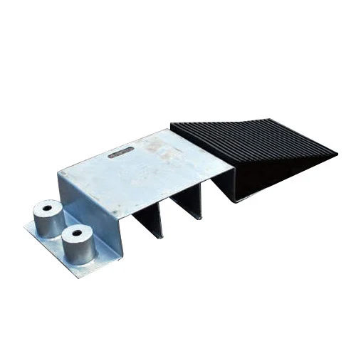 Black Modular Hose Ramps