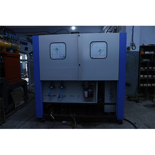 Multi-Cavity Pet Blow Moulding Machine