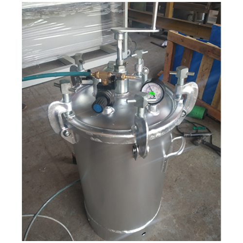 Pressure Feed Paint Tank