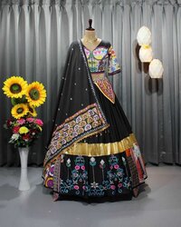 Traditional Lehenga Choli For Womens