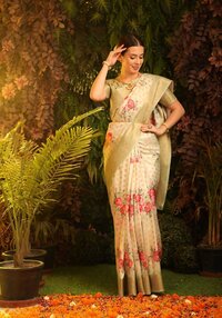 Traditional Sarees For Festivals